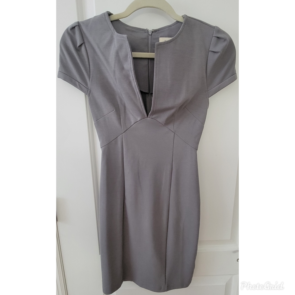 This formal dress from tobi knew up size S - Picture 3 of 9